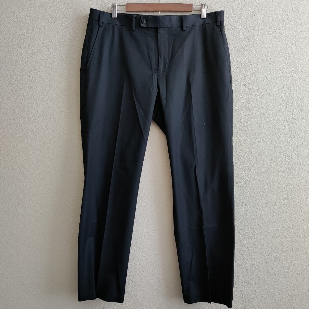 Van Heusen Black Dress Pants Size 36W x 30L